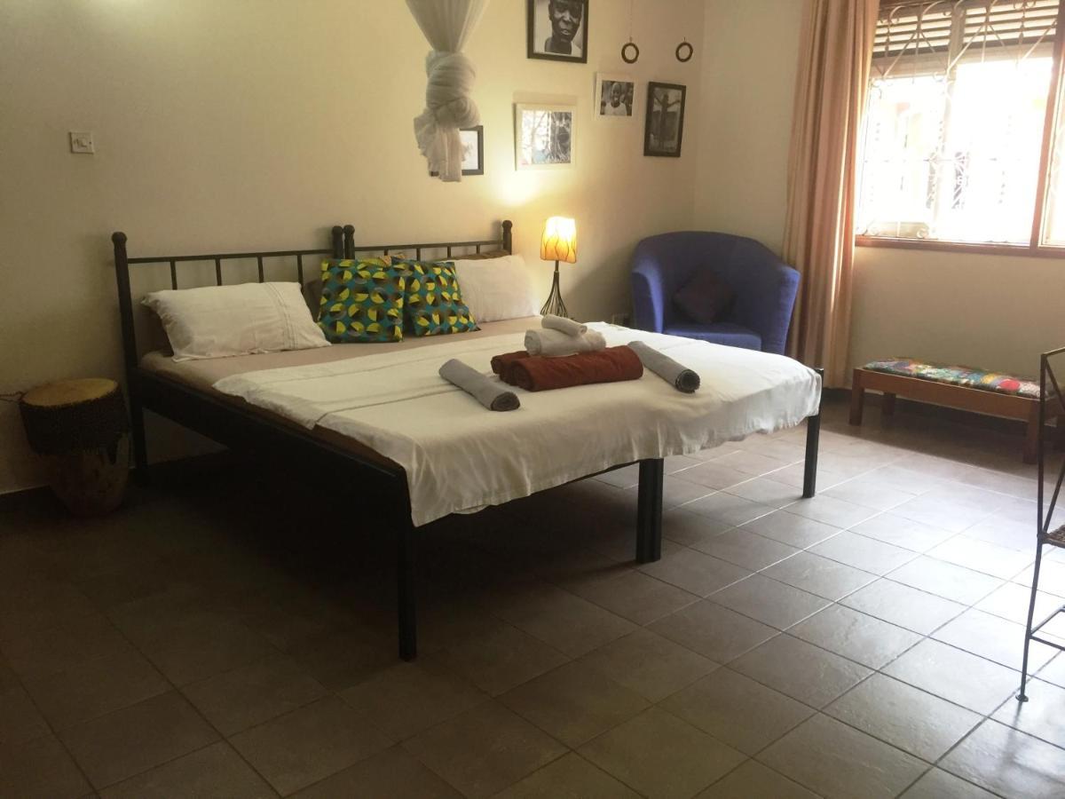 Carpe Diem Guesthouse Entebbe Luaran gambar