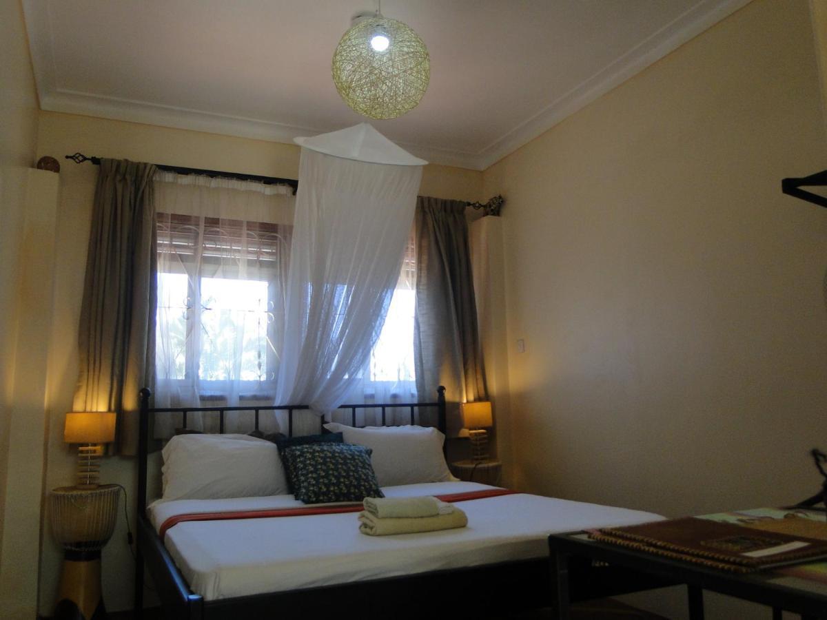 Carpe Diem Guesthouse Entebbe Luaran gambar